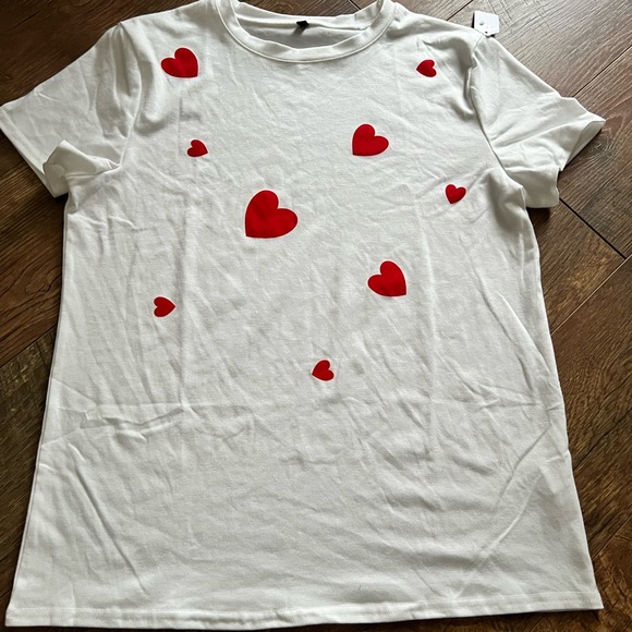 Tops - White T-Shirt with Red Heart Accents